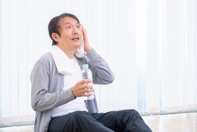 高齢者向けの安心して取り組めるトレーニングとは